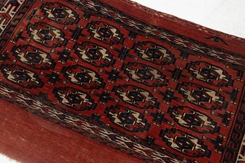 A rug, Turkmen Chuval, approx. 107-115 x 66 cm.