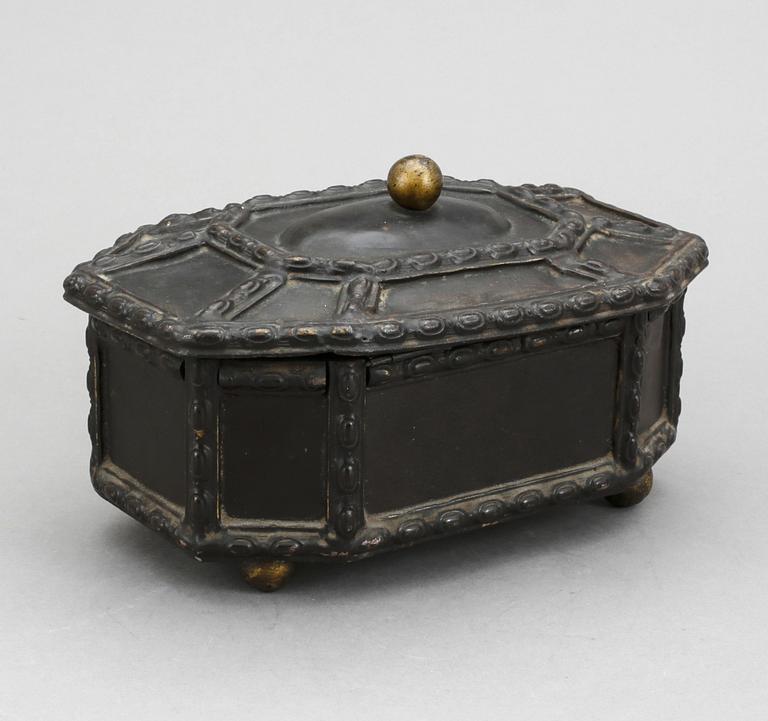 SKRIN, järn, 1800-talets sista fjärdedel.