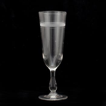 CHAMPAGNEGLAS, 21 st snarlika, 1900-talets första hälft.