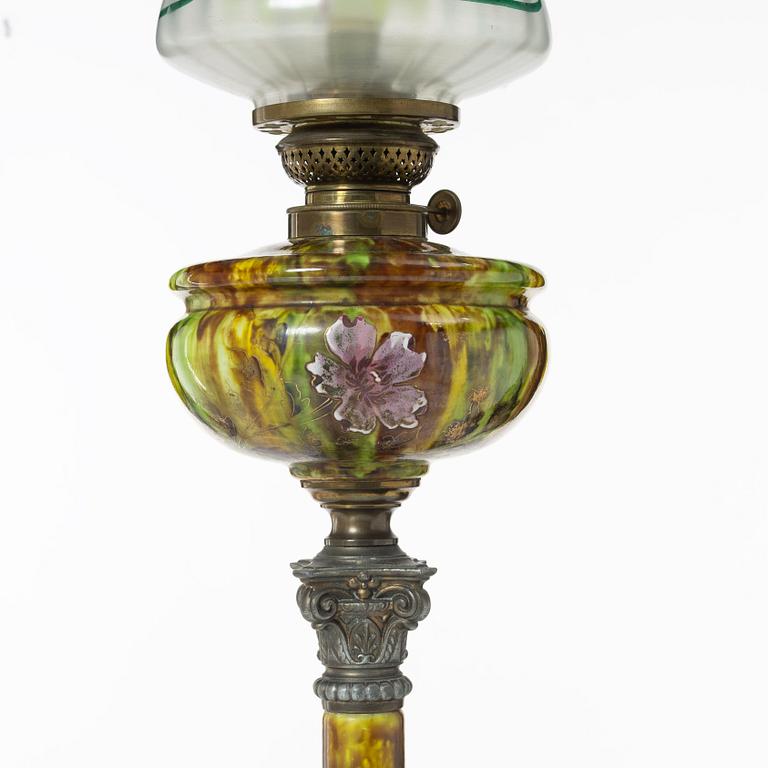 A kerosene lamp, first half of the 20th century.