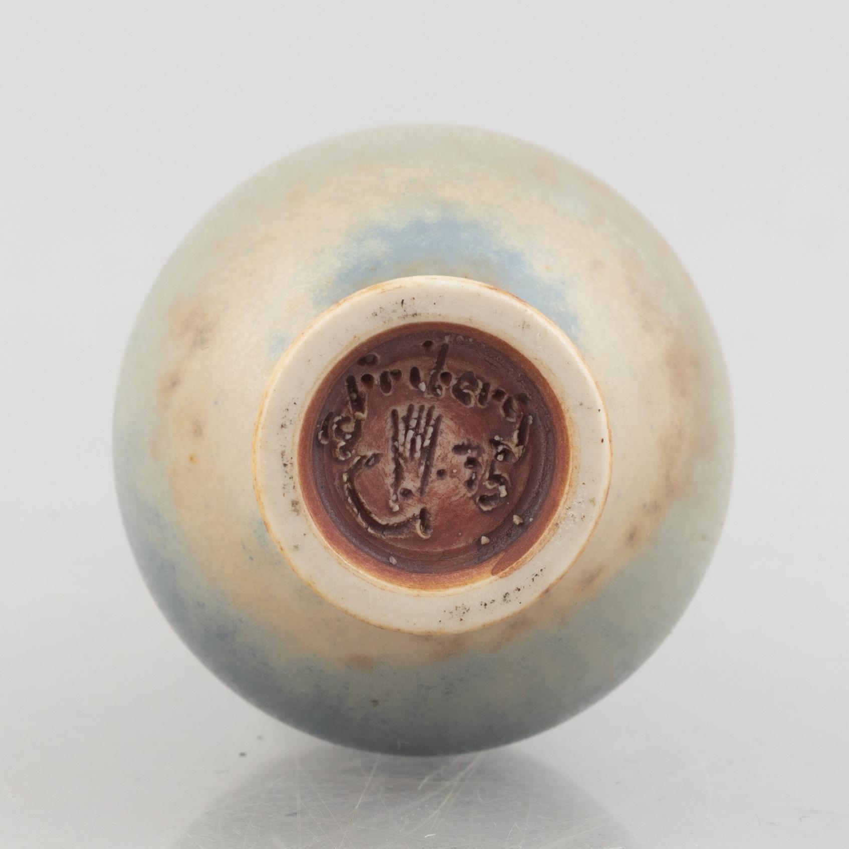 Berndt Friberg, a miniature stoneware vase, Gustavsbergs studio 1975.