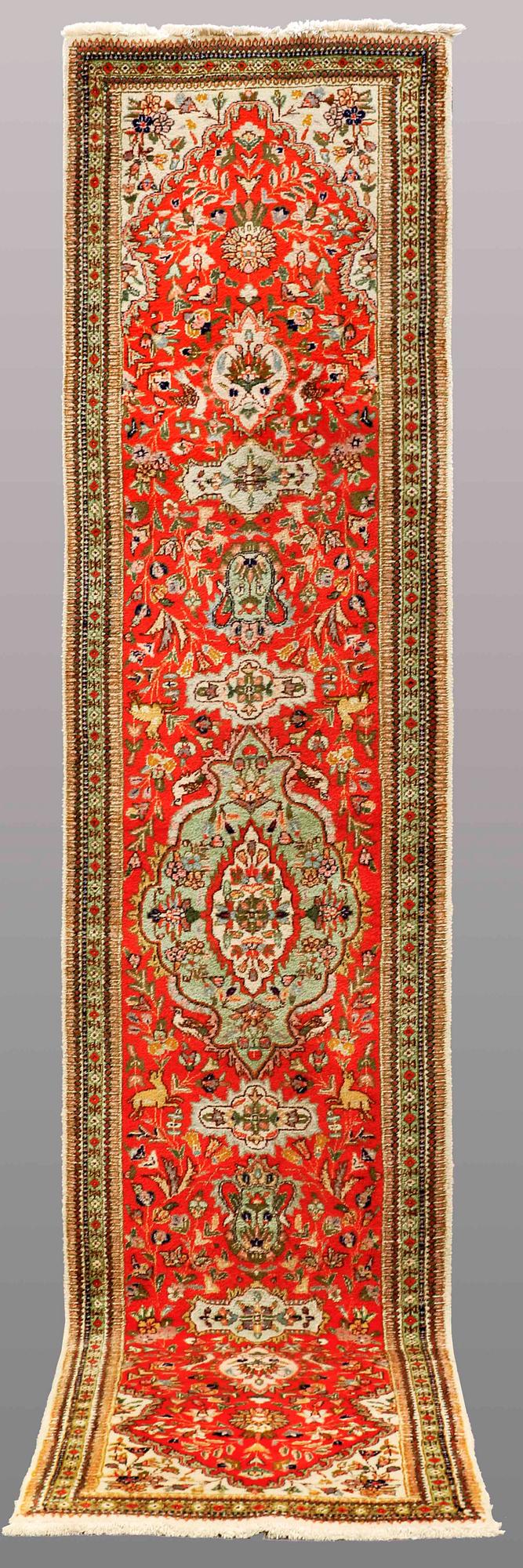 GALLERIMATTA, Figural Täbris, ca 395 x 88 cm.