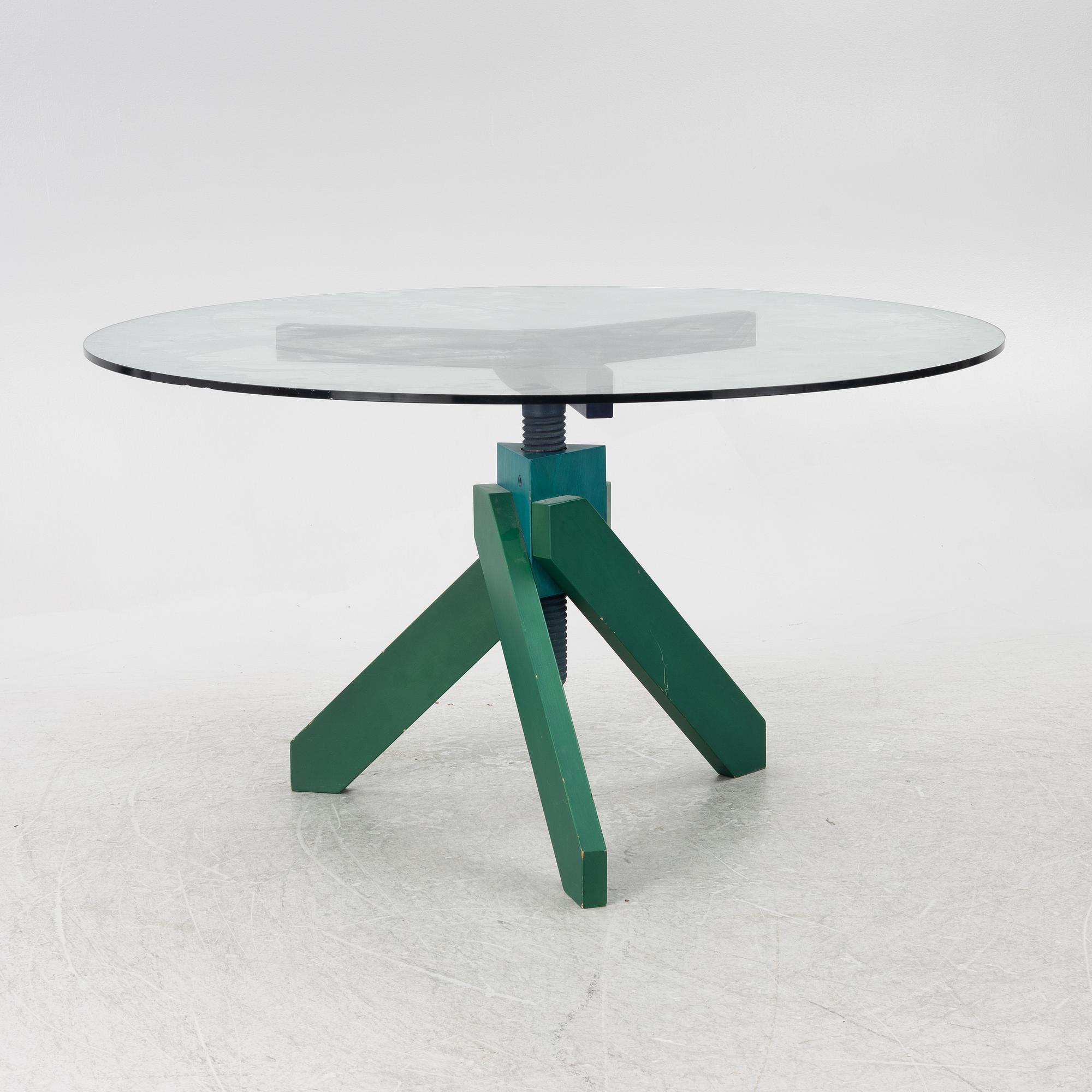 Vico Magistretti, a 'Vidun' table, De Padova, 1987.