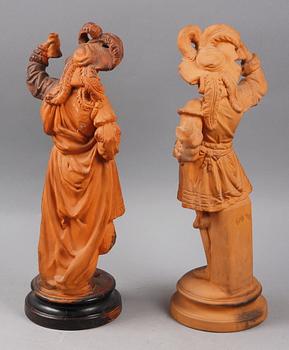 FIGURINER, ett par, terrakotta. UFFRECHT & CO, Tyskland, 1800/1900-tal.
