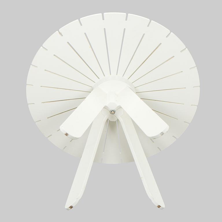 Alvar & Aino Aalto, trädgårdsmöblemang, 5 delar, "Aurinko"-serien, Artek 2000-tal.