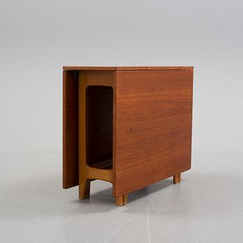 DROP LEAF TABLE, model nr 4, made by Kleppes Møbelfabrik, further development of Bendt Winge's design, 1950s/60s.