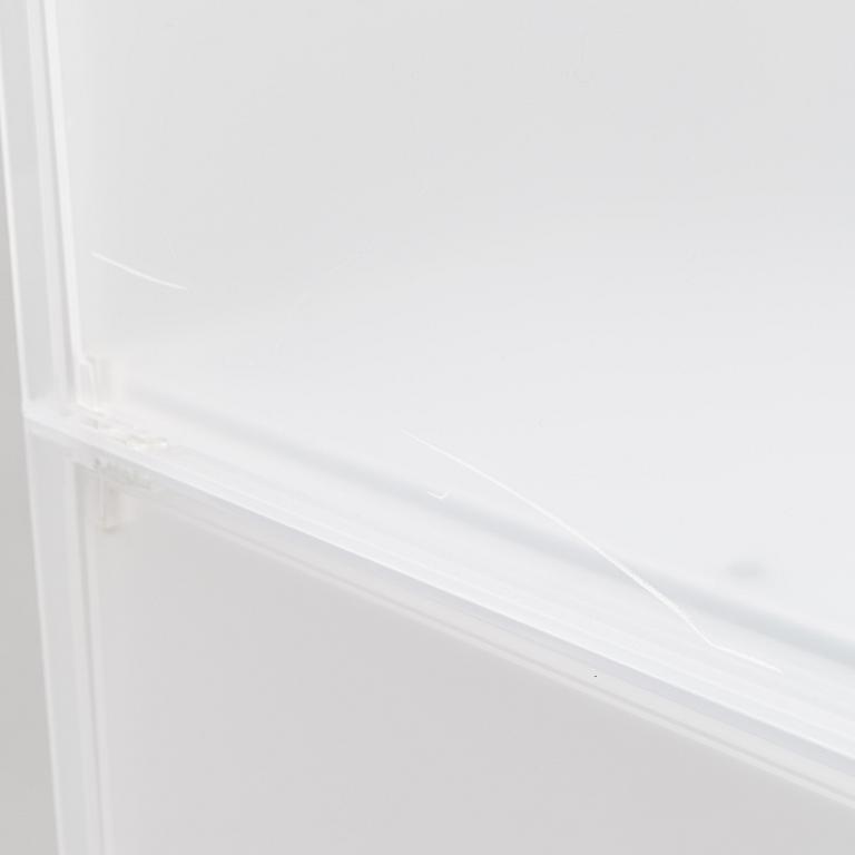 KARTELL, hyllyjärjestelmä, "ONE", 4 kpl, Piero Lissoni/Patricia Urquiola, Italia.