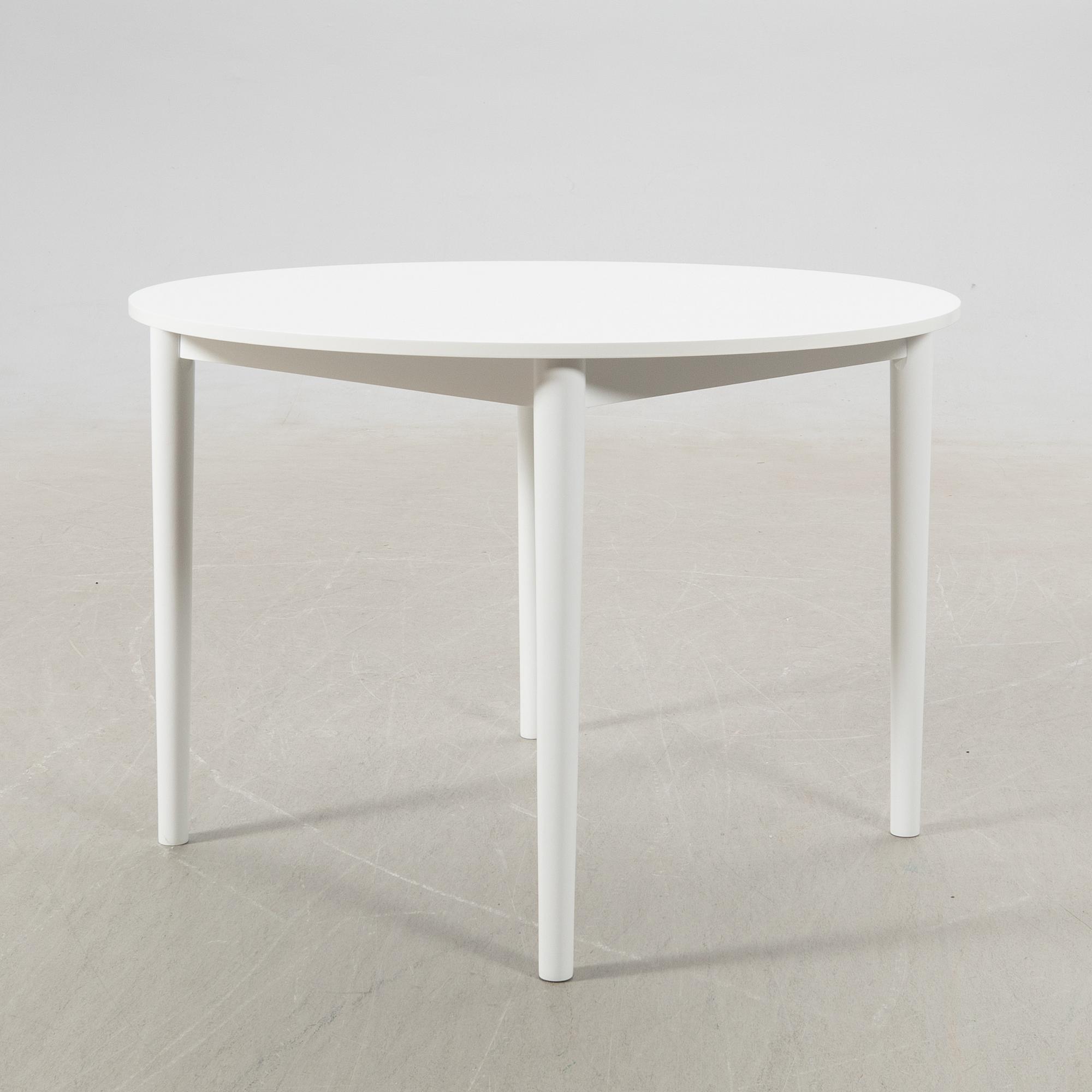 Bengt & Biritt-Marie Troedsson, dining group 5 pieces, "Runda & Deni" 2020s, manufactured by Troeds in Bjärnum.