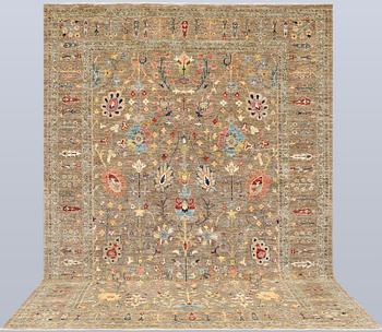 A carpet, Ziegler design, approx. 376 x 269 cm.
