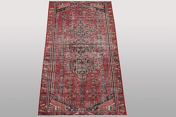 A runner carpet, Persian, Vintage Design, ca 287 x 95 cm.