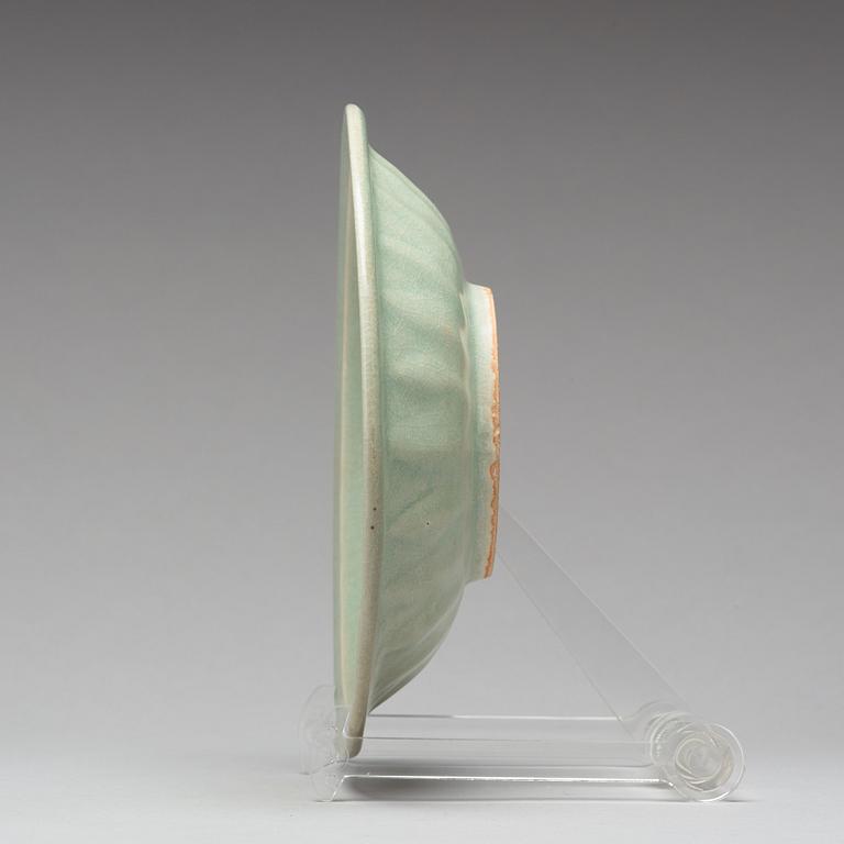 A Longquan celadon twin fish dish, Southern Song dynasty (1127-1279).