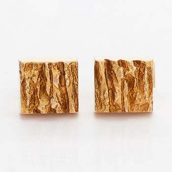 Björn Weckström, a pair of 14K gold cufflinks, 'The mountains' for Lapponia 1964.