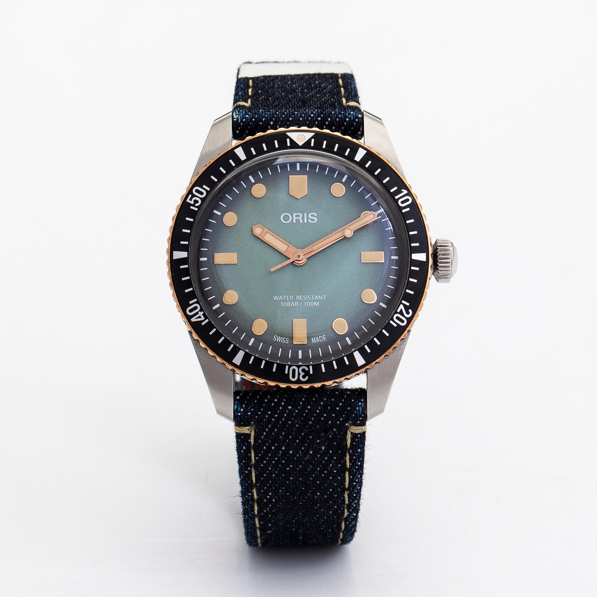 Oris x Momotaro, Divers Sixty-Five, wristwatch, 40 mm.