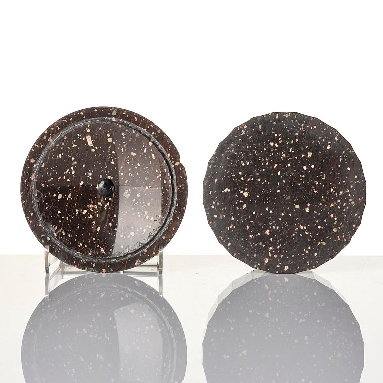 A 'Loka-Risberg' porphyry Empire butter box from Älvdalen, Sweden, early 19th century.