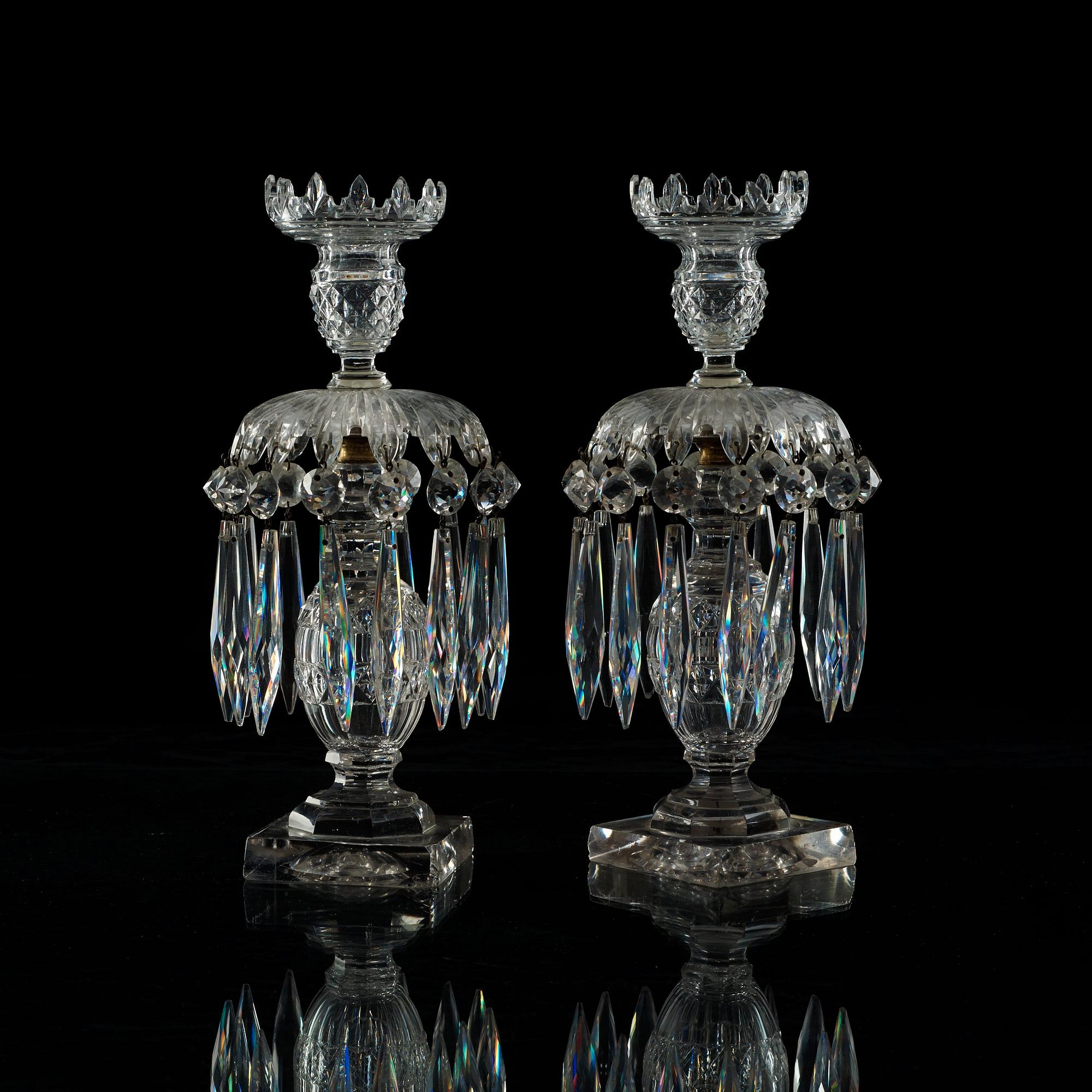 A pair of cut glass candlesticks, England/Irland, 19th Century.