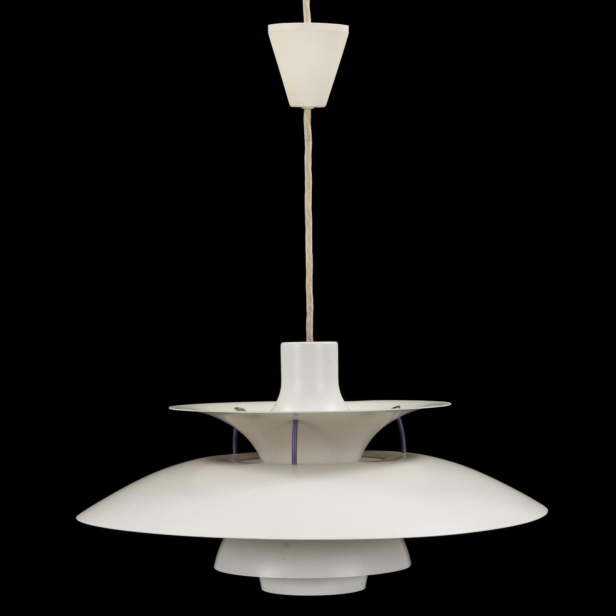 POUL HENNINGSEN, taklampa, "PH-5", Louis Poulsen, Danmark, 1900-talets andra hälft.