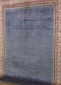 A CARPET, Sarouk-Mir, around 300 x 220 cm.