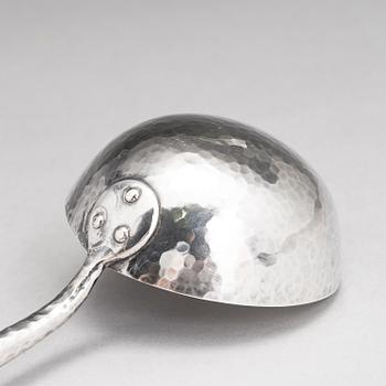 TAPIO WIRKKALA, A silver punch ladle and six silver beakers, marked TW,  Kultakeskus, Hämeenlinna, Finland 1976 an 1974.