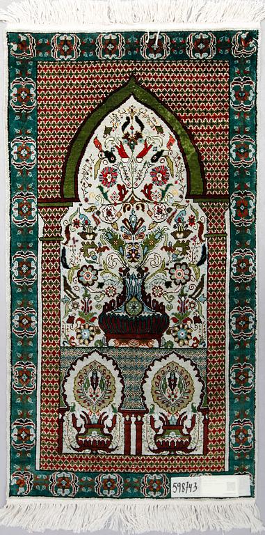 BÖNEMATTA, Tunisien. Ca 188 x 64 cm.