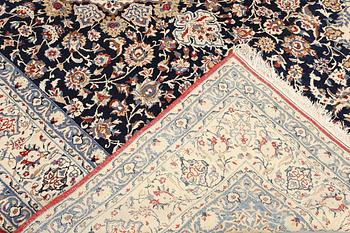 Matta, semiantik Nain, part silk, s.k. Tuteshk, ca 310 x 193 cm.