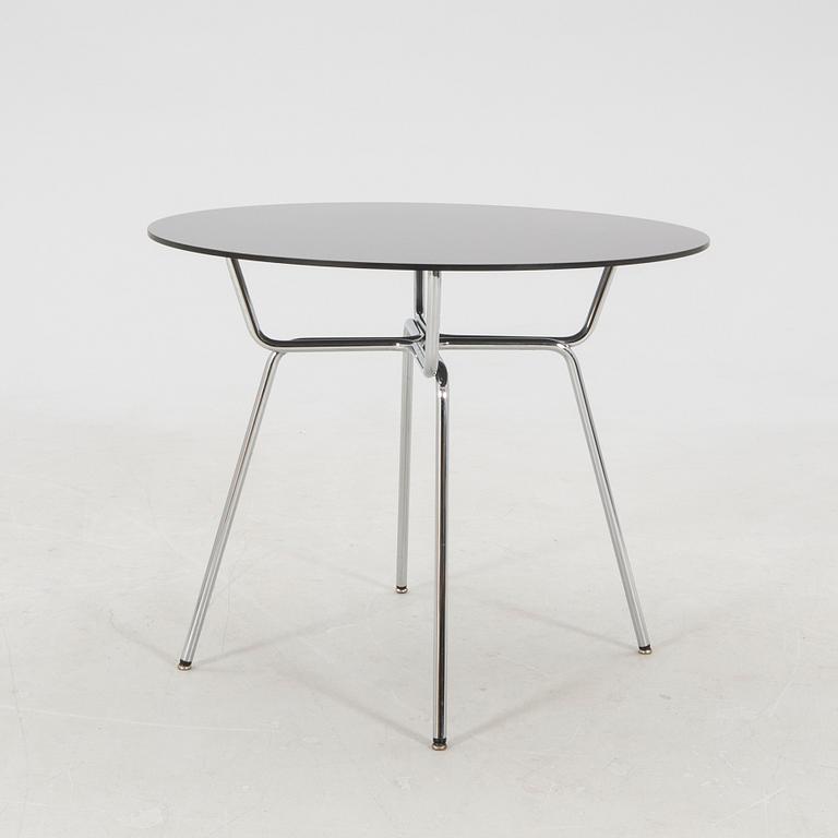 Bord Thonet 2000-tal.