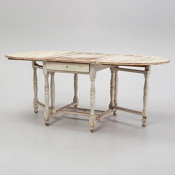 Drop-leaf table, 19th century.