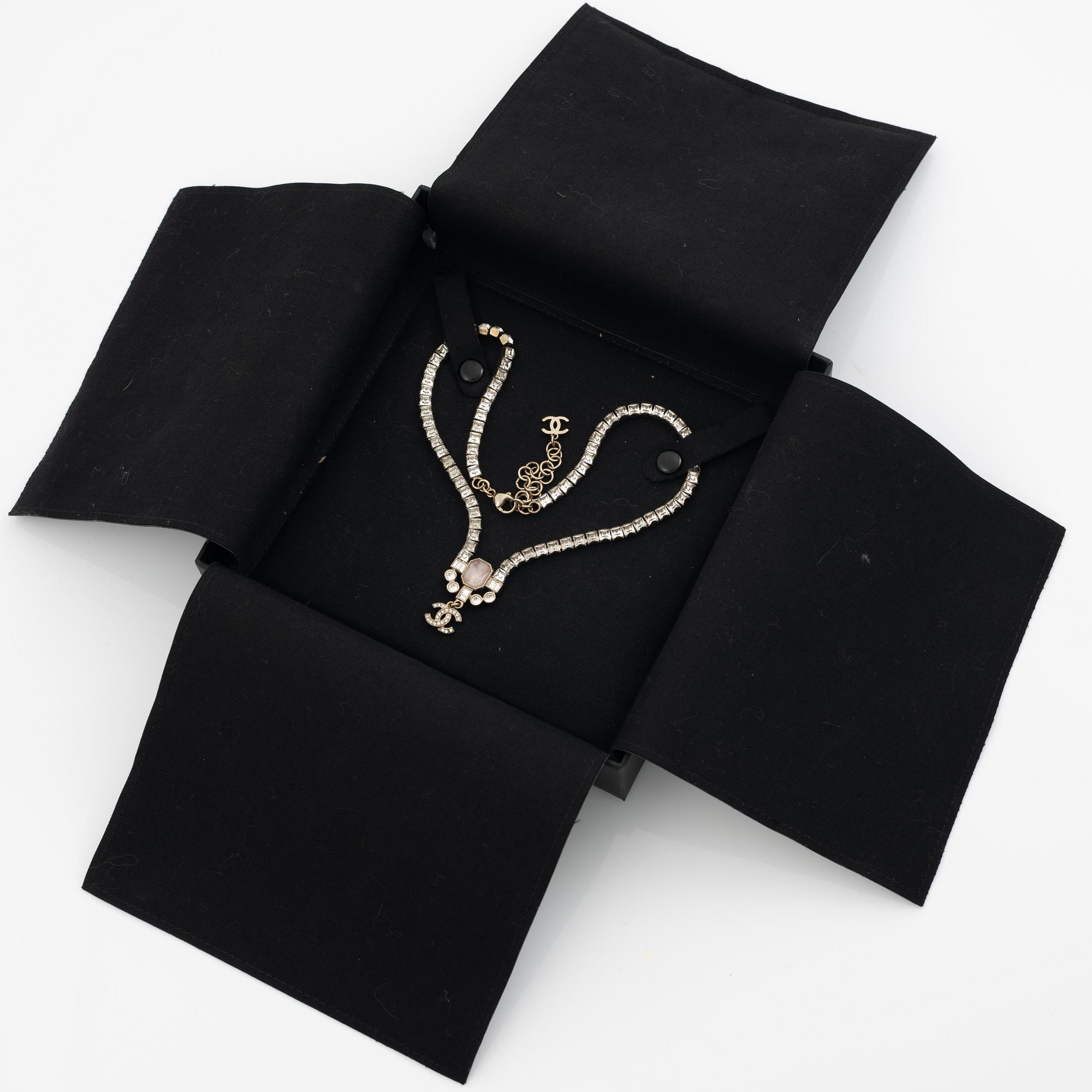 Chanel, necklace, 2022.