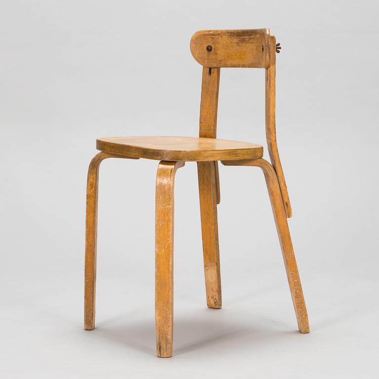 Alvar Aalto, a 1940's office chair for O.Y. Huonekalu-ja Rakennustyötehdas A.B.