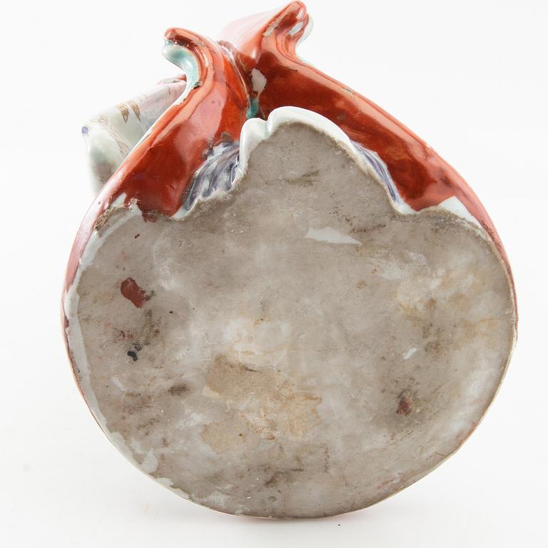 Figure of a geisha, Japan, 20th century, porcelain.