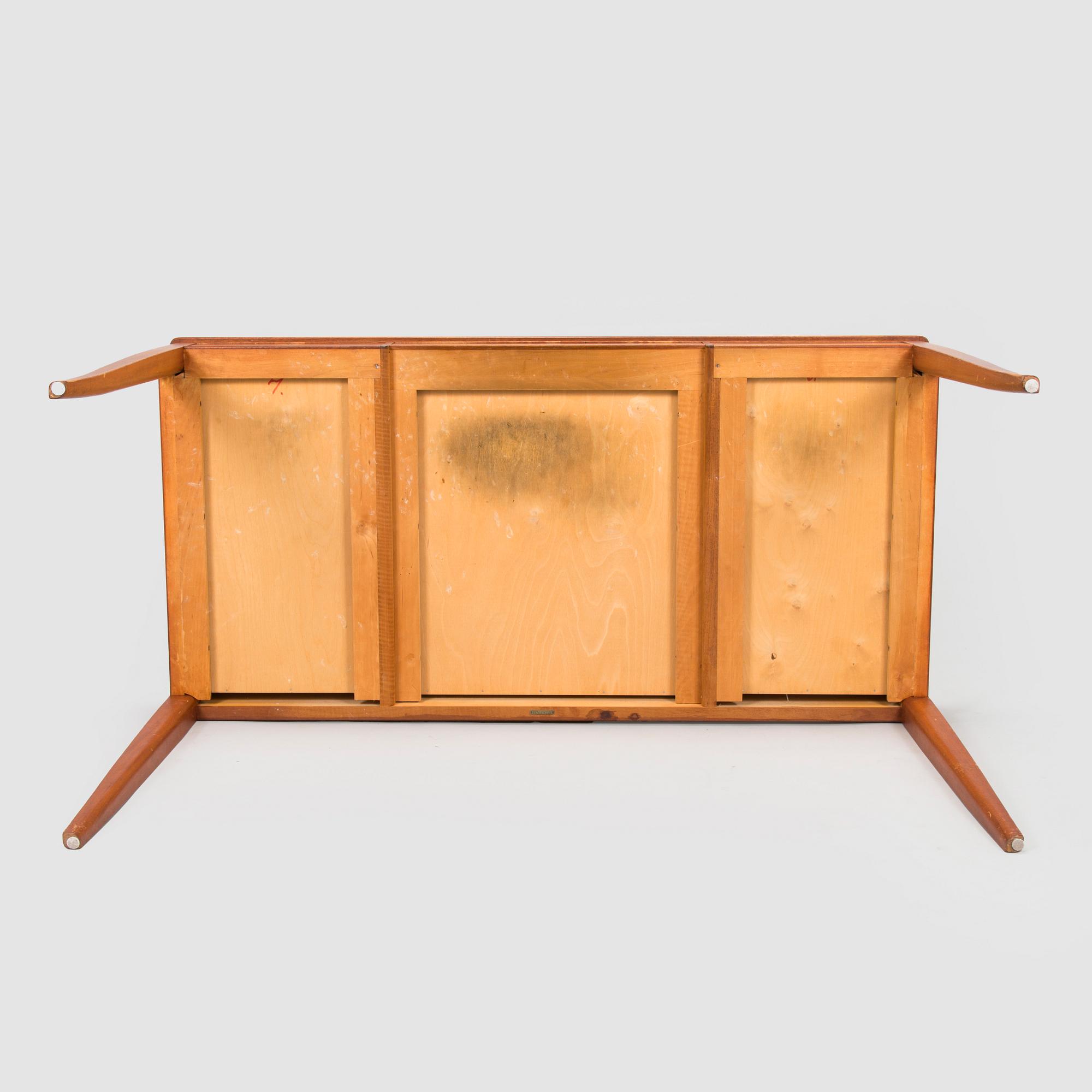 Carl Malmsten, kirjoituspöytä, "Guldheden", 1900-luvun toinen puoli.