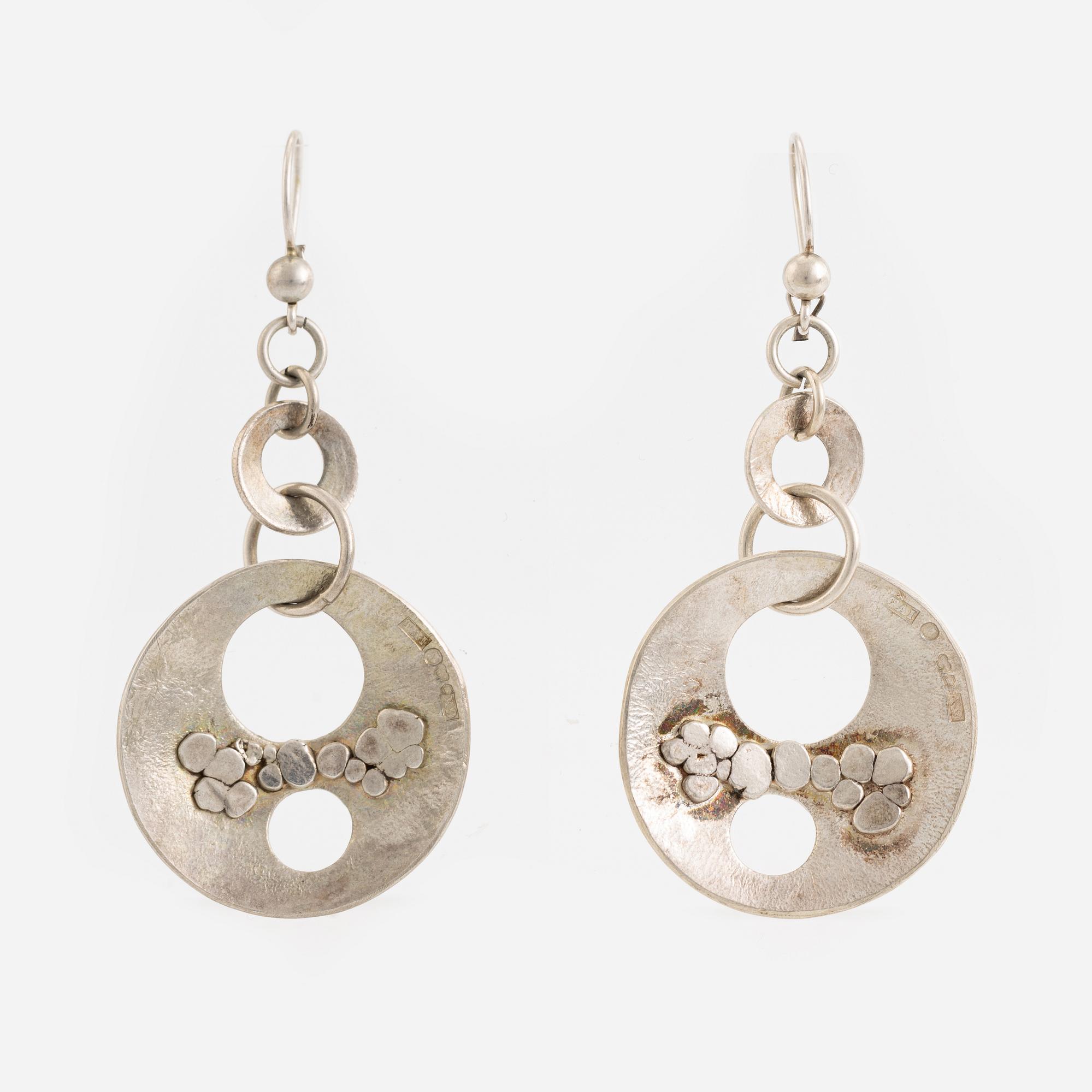 Rosa Taikon, örhängen, silver.