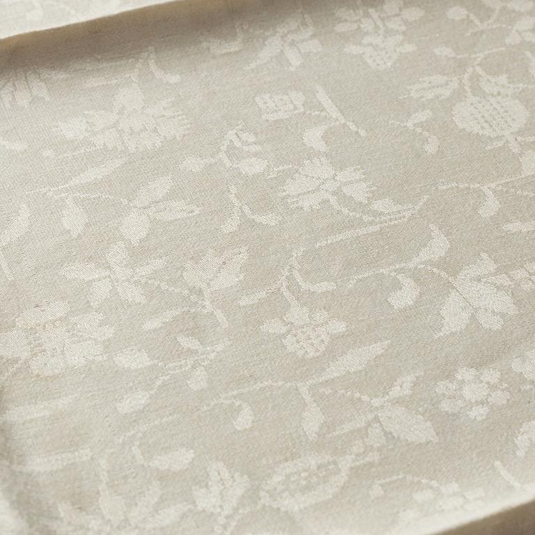 Napkins, 12 pcs., linen damask, "Småblommor", signed C.W. T:tORP SVERIGE.