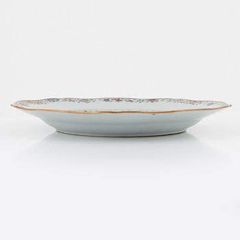 A Chinese famille rose serving dish, Qing dynasty, 18th century.