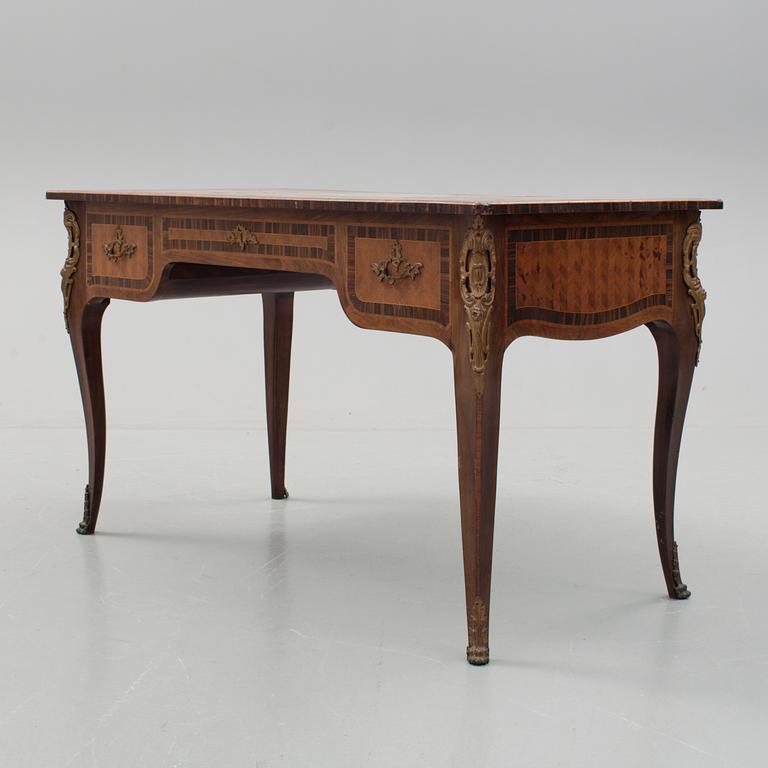 SKRIVBORD, rokokostil, tidigt 1900-tal.
