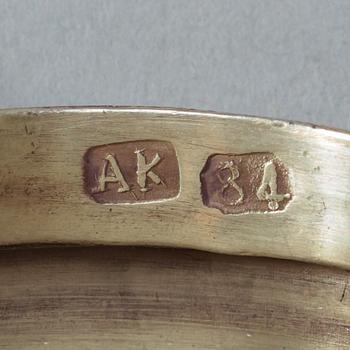 ÄGG, silver och emalj, tvådelat, Ryssland 1800-talets slut/1900-talets början.