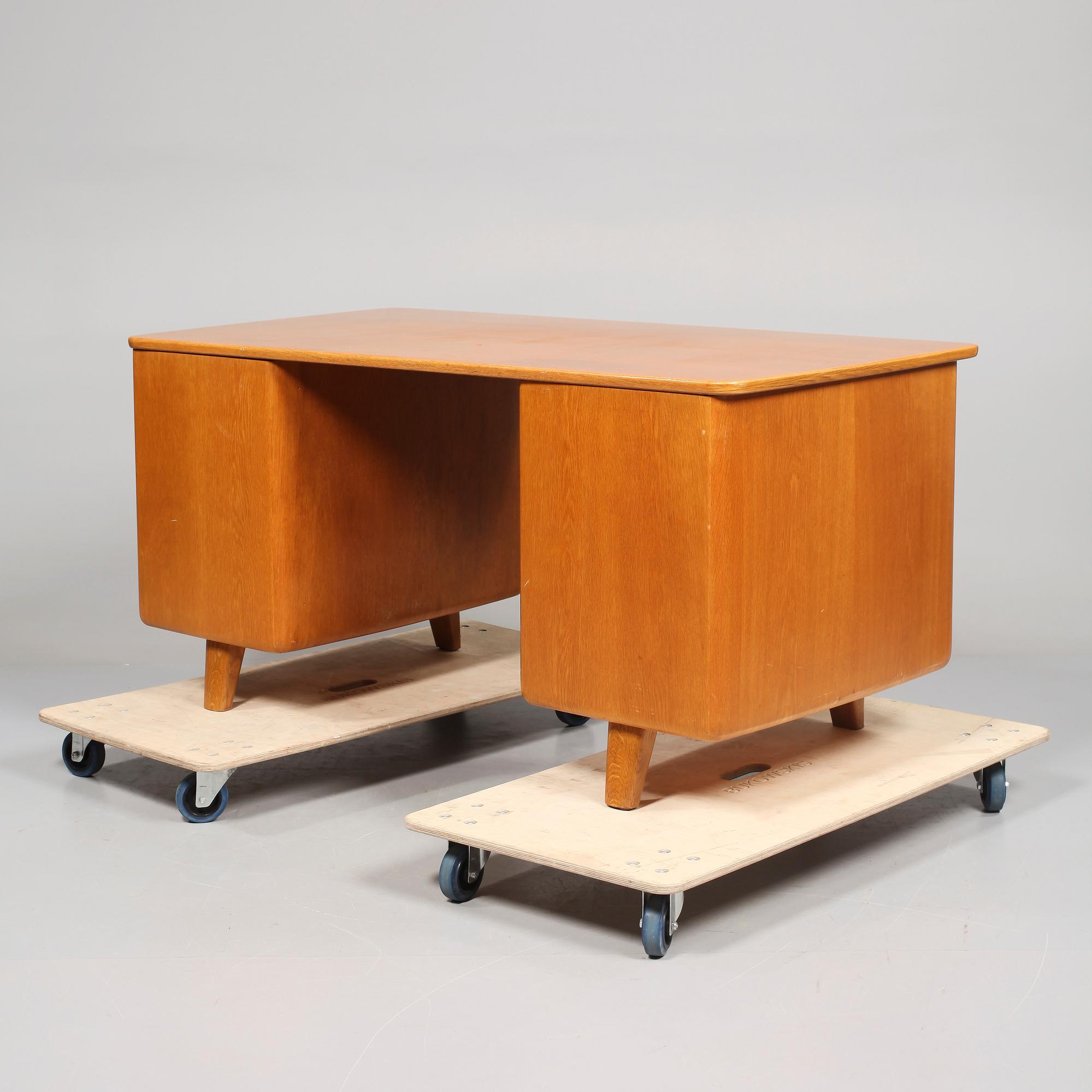 SKRIVBORD, 1940/1950-tal.