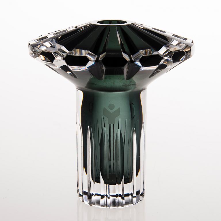 A 'Tattara' glass vase, signed Nanny Still Riihimäen Lasi Oy, produced 1967-1968.
