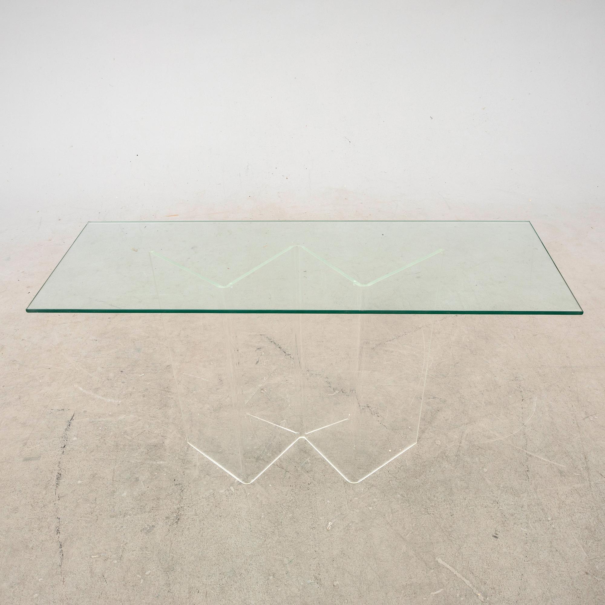 Sidobord 1900-talets andra hälft.