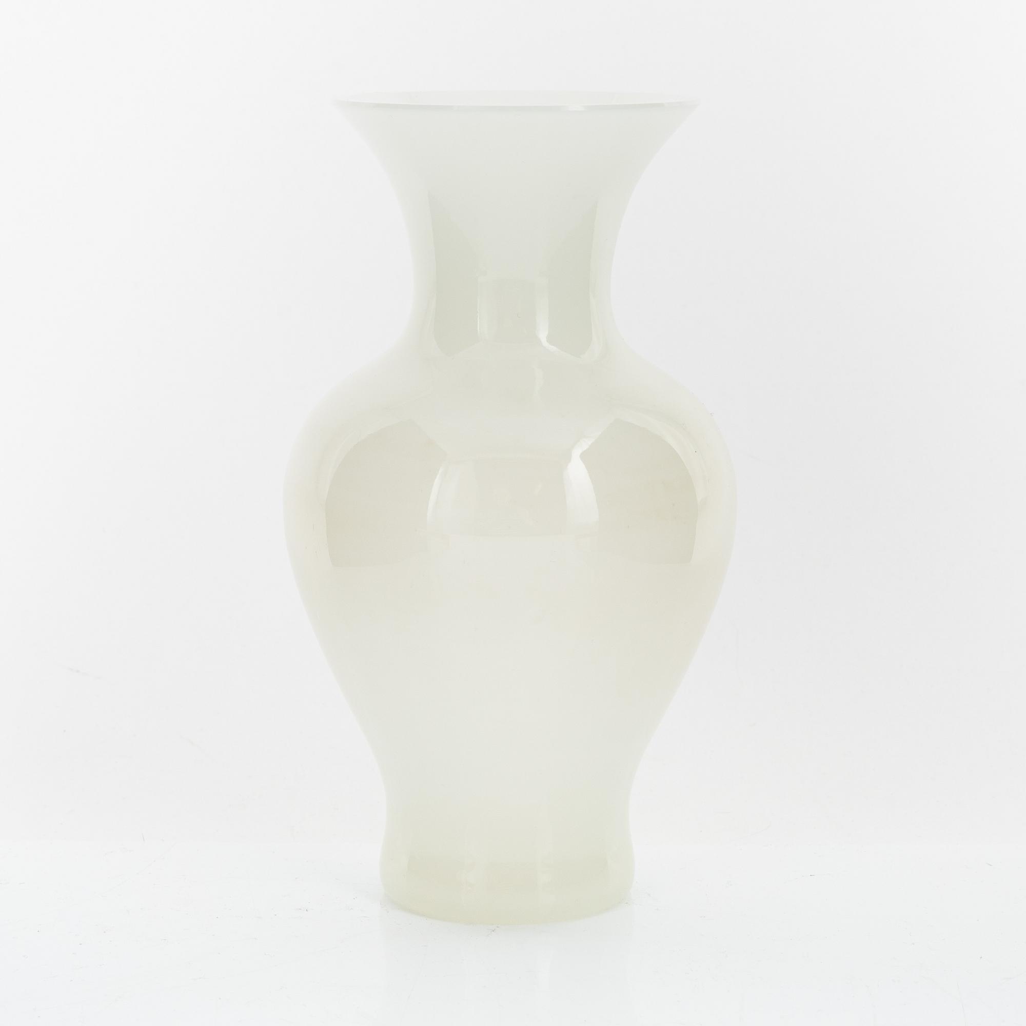 A glass vase, Fratelli Ferro, Murano, Italy.