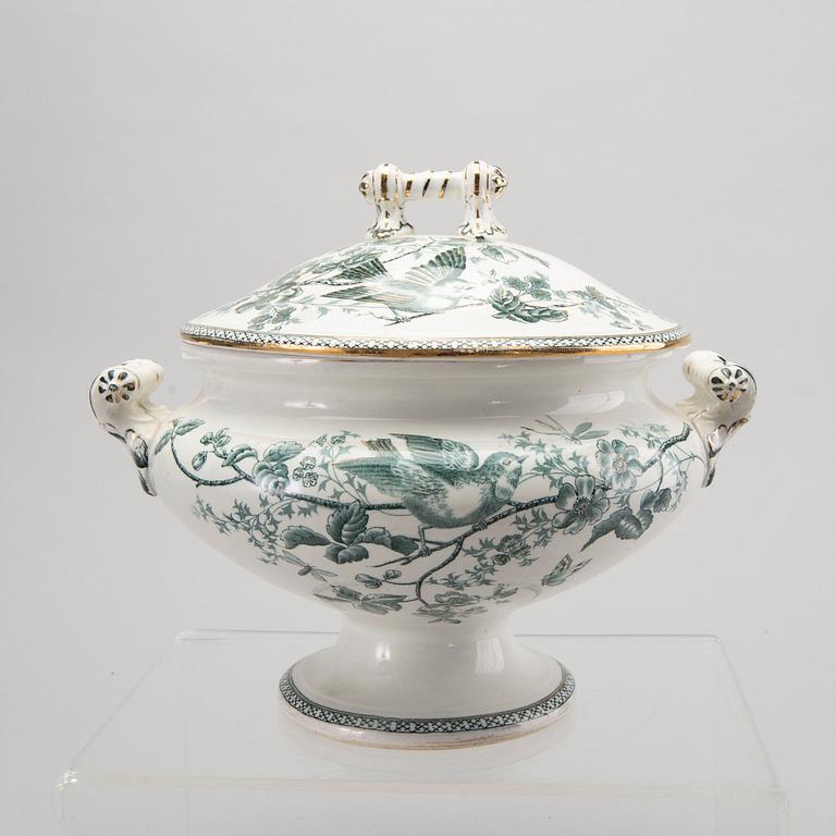 MATSERVIS, 45 delar, flintgods, Växjö Guld, Gustavsberg, omkring år 1900.