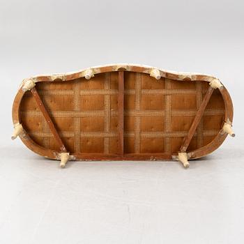 Soffgrupp, 3 delar, gustaviansk stil, 1900-talets första hälft.