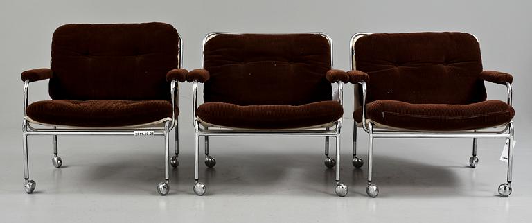 FÅTÖLJER, 3 st, 1900-talets andra hälft.