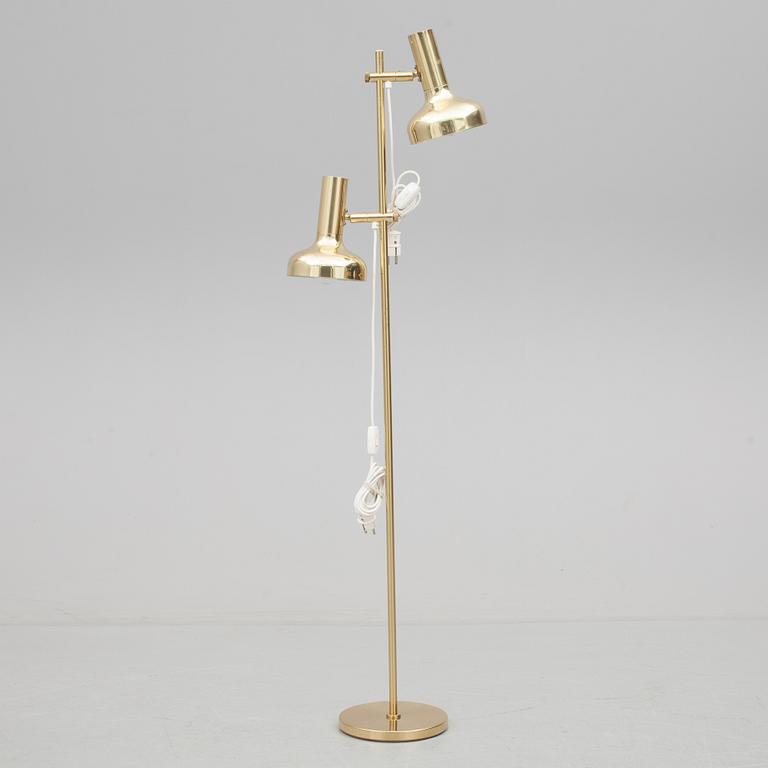 GOLVLAMPA, 1900-talets andra hälft.