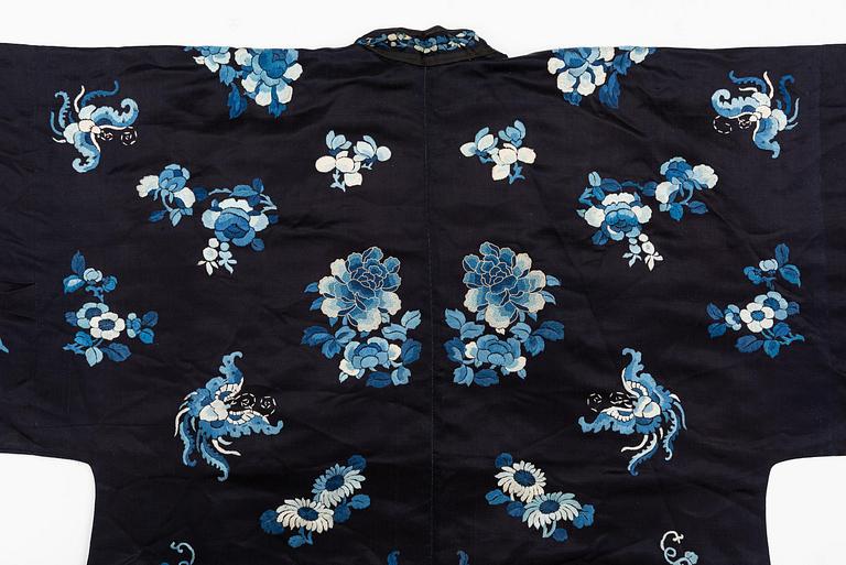 A Chinese embroidered silk robe, 1920's.