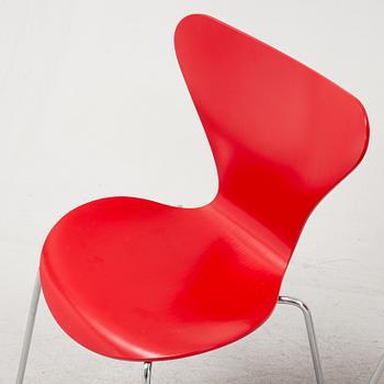 Arne Jacobsen, stolar, 6 st, "Sjuan", Fritz Hansen, Danmark.