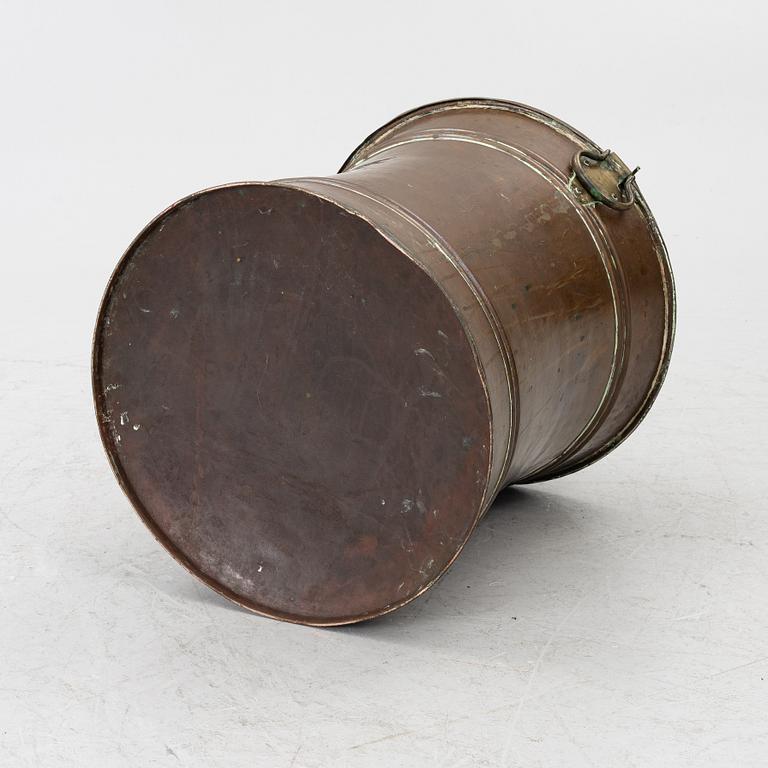 Water barrel, 19th century.