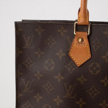 Louis Vuitton, A "Sac Plât Tote" bag.