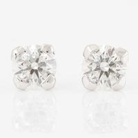 Earrings 18K white gold with brilliant-cut diamonds.