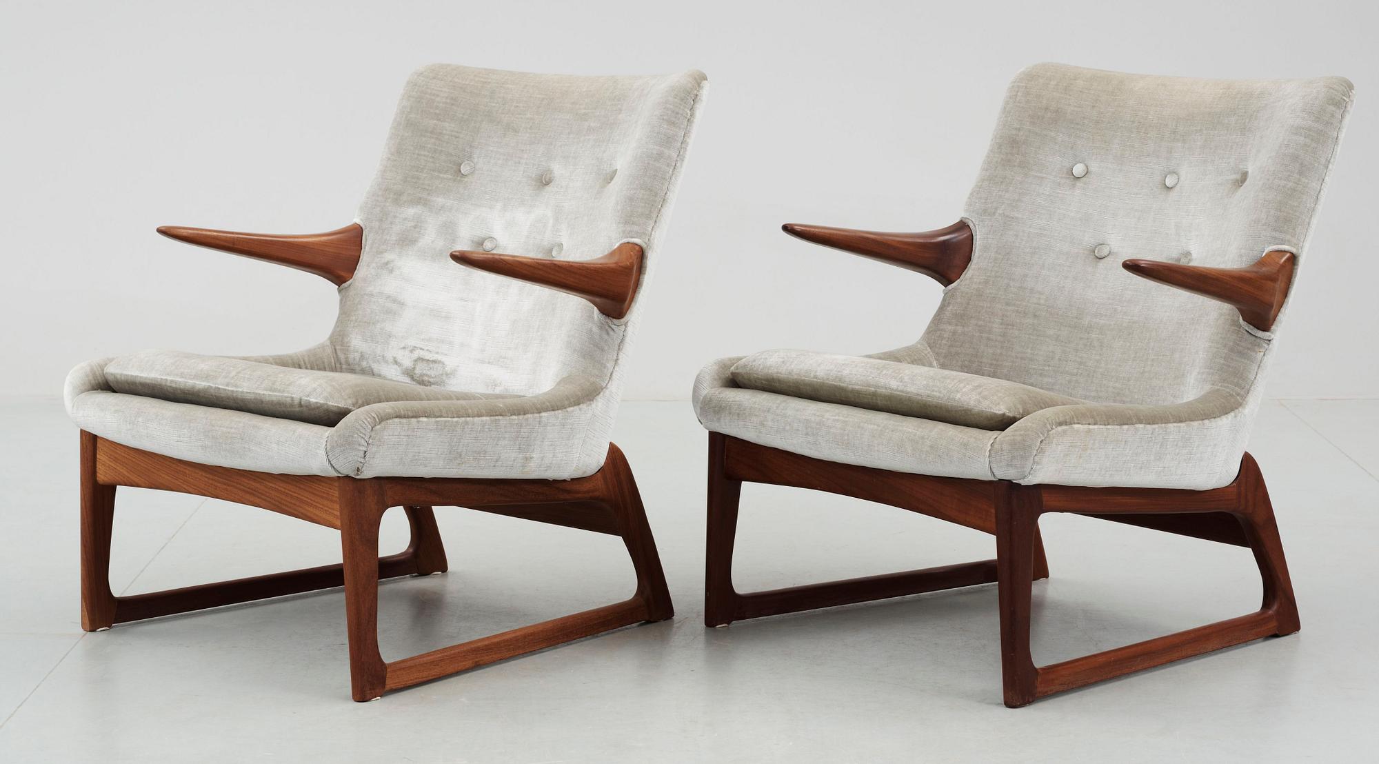 FÅTÖLJER, ett par, 1950/60-tal.