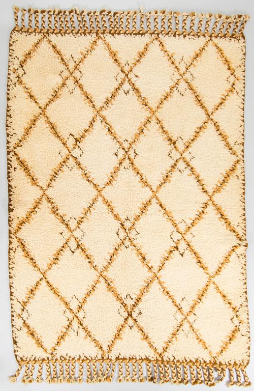 Rug, Beni Ourain Morocco. Circa total 270 x 170 cm.